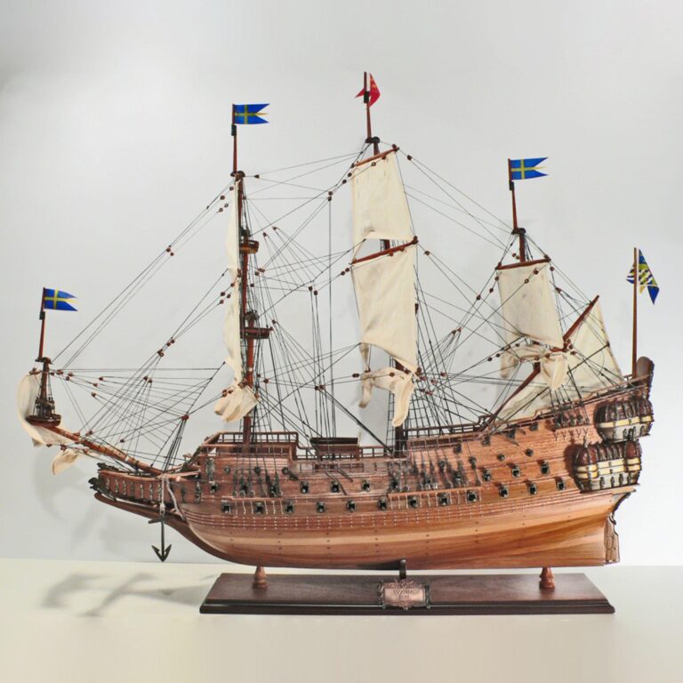 Håndlavet historisk sejlskibsmodel af Wasa