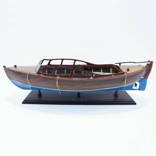 Håndlavet skibsmodel lavet af træ Snekke